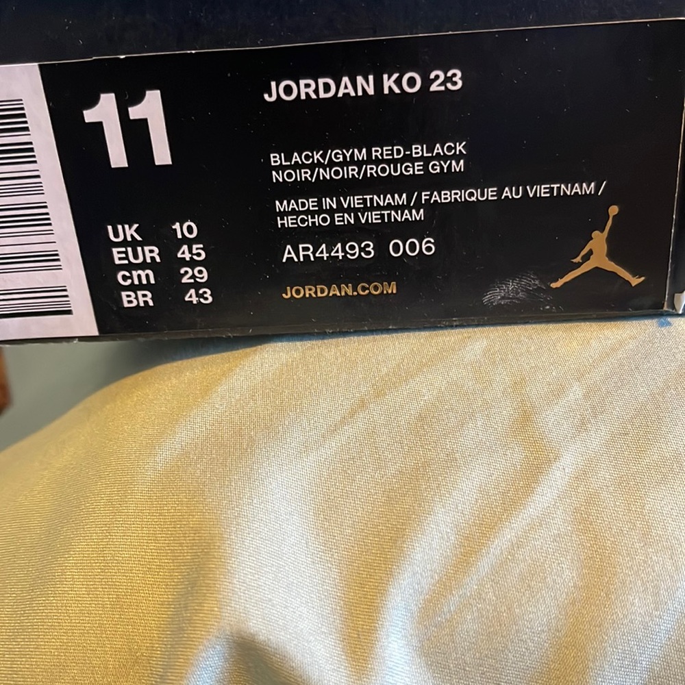 Jordan KO 23 Nike  mens basketball shoes, size 11, black and red with a box
